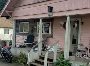 140 E Date St, Powers, OR 97466