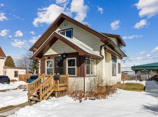 929 S 18th St, Manitowoc, WI 54220