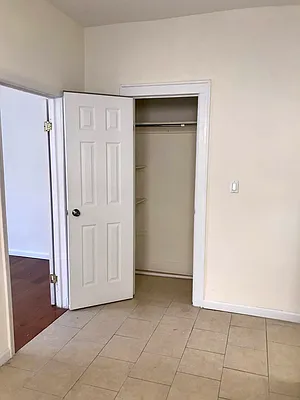 Rented by Voro, LLC | media 6