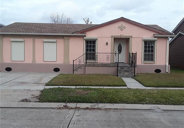1st image of 2241 Bellaire Ln