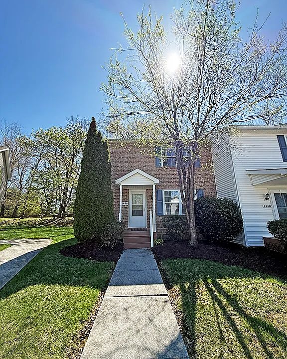 1st image of 1446 Scott St