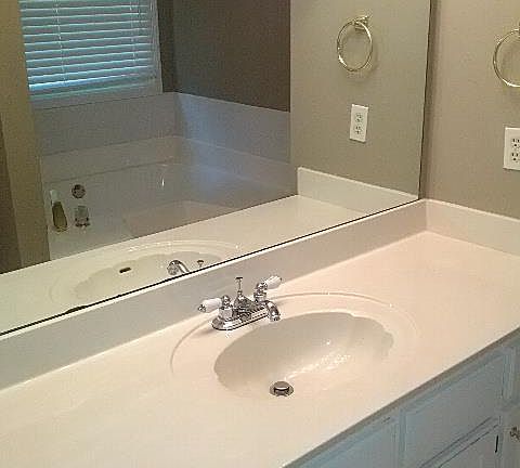 5th image of 100 Eagles Crest Ln