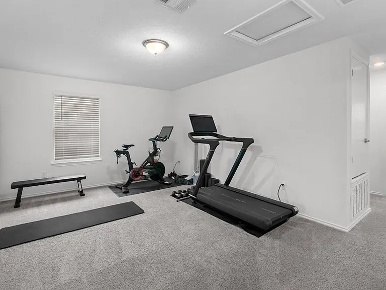 6320 Wagon Spring St — Photo 16