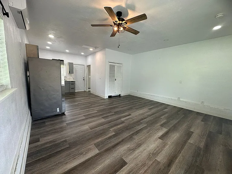 SAC T 1544 — Photo 19