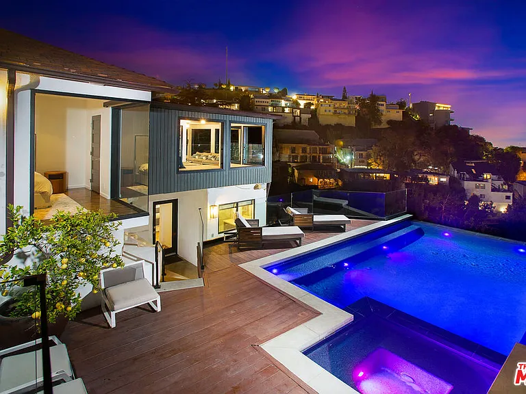 1733 Sunset Plaza Dr — Photo 5