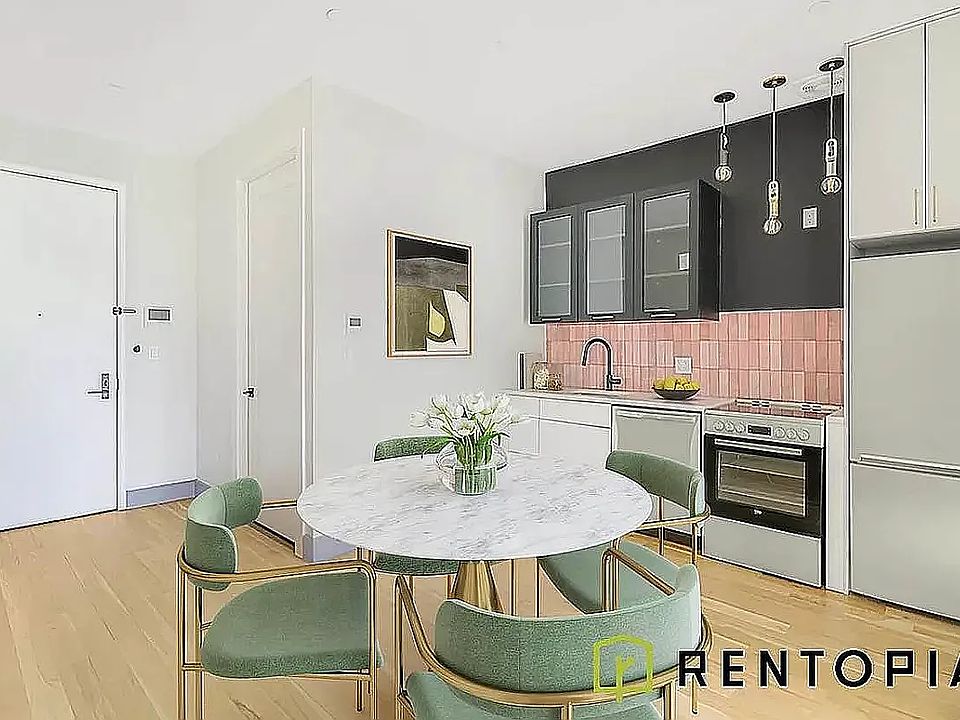 1st image of 209 Montrose Ave #3F