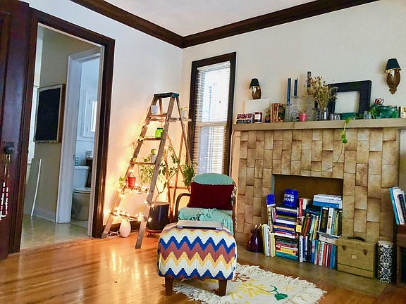 2nd image of 3145 Girard Ave S #2