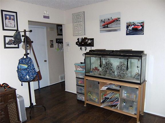 4th image of 502 San Carlos Dr
