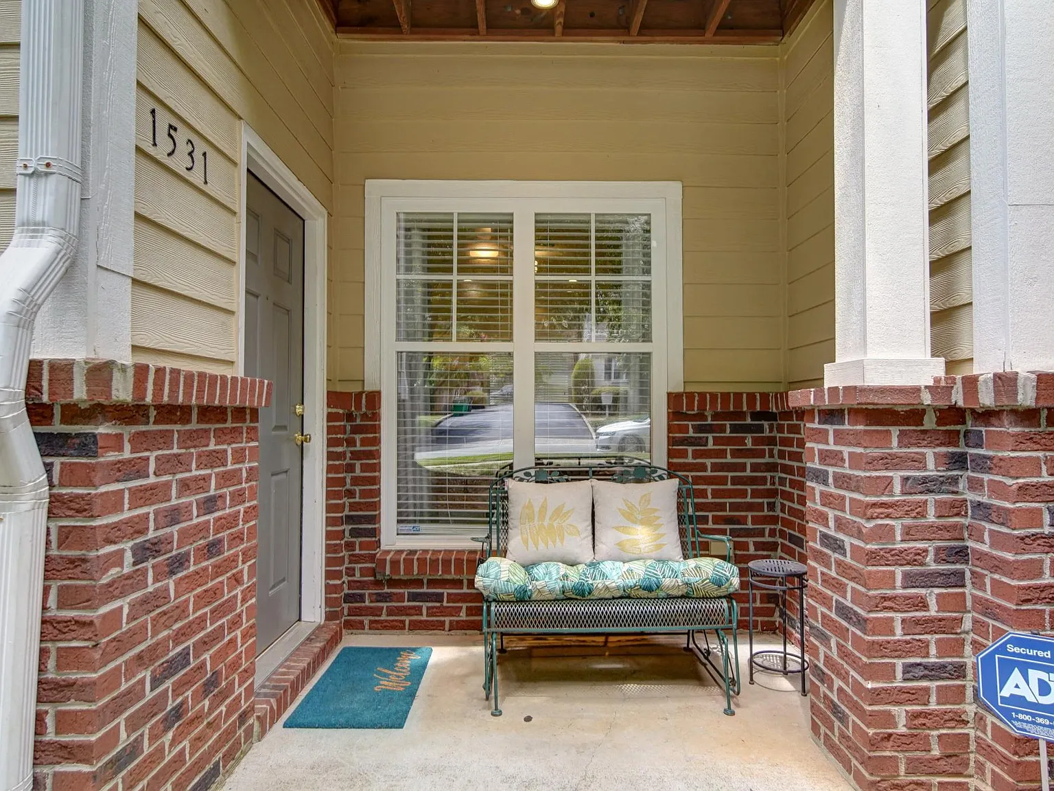 Pecan Ave, Charlotte — Photo 2