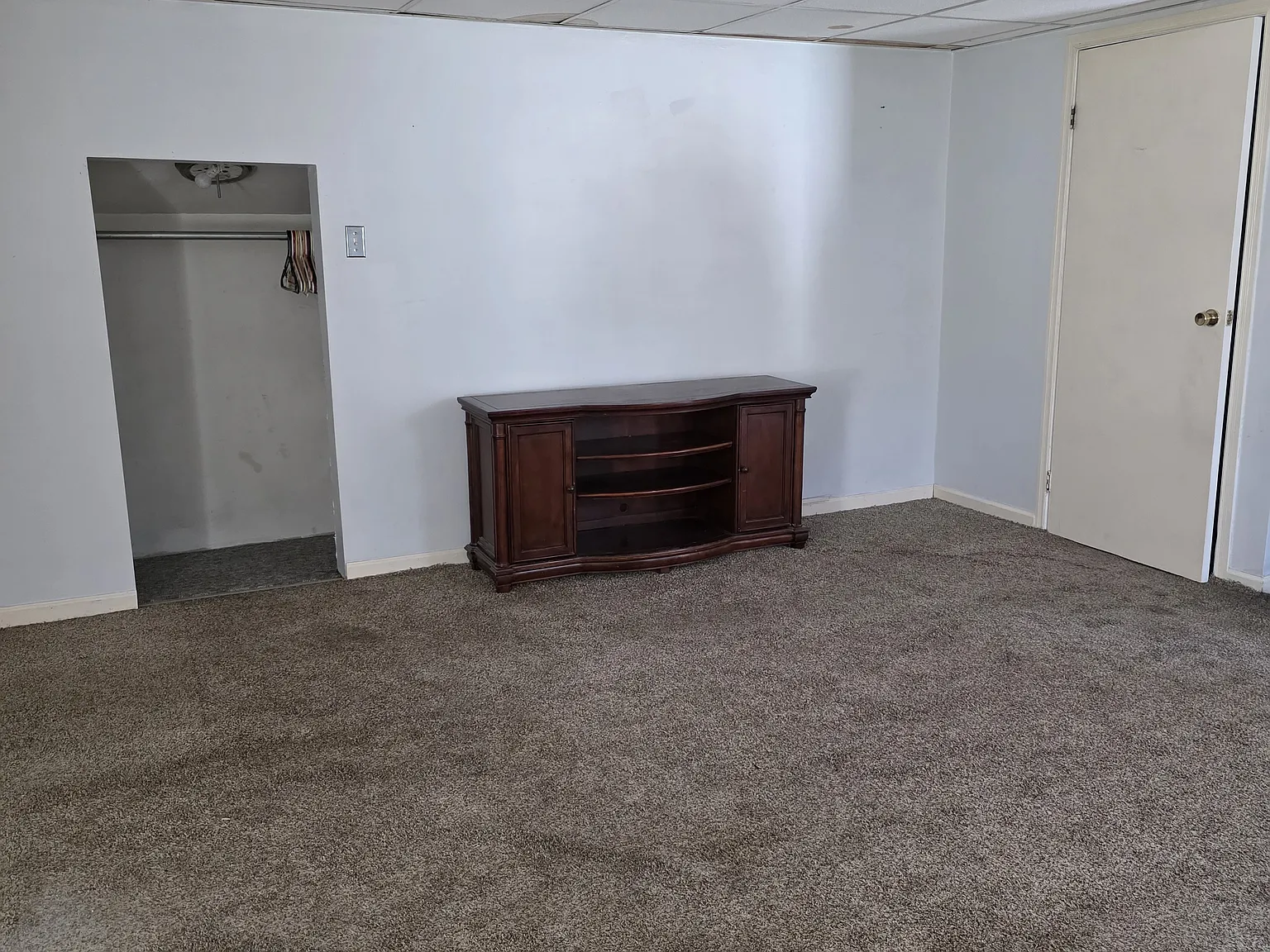 Studio, 415 sqft, $700 — Photo 2