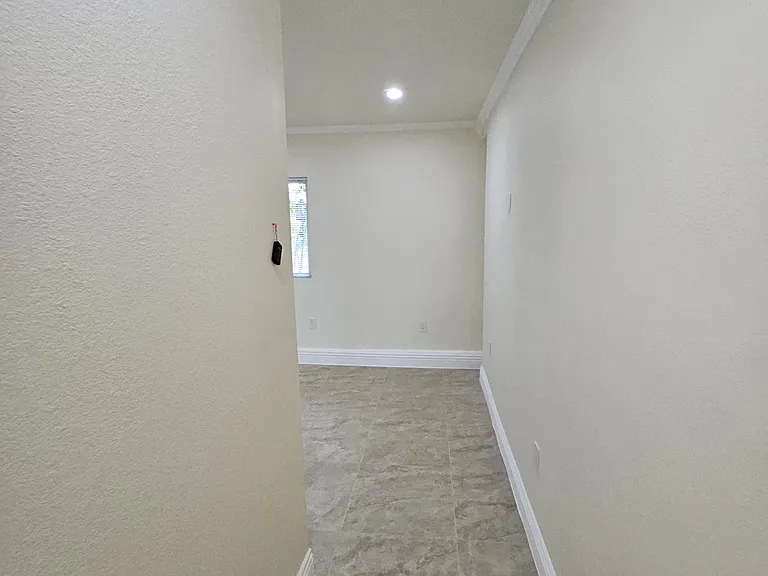 13844 Candlewood Ave — Photo 32