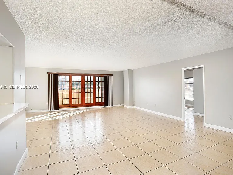 110 Salamanca Ave #PENTHOUSE — Photo 5
