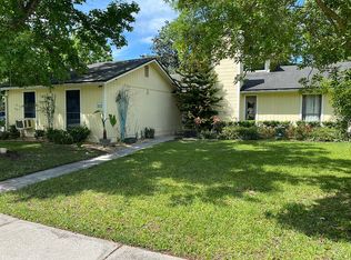 8570 Rampart Rd, Jacksonville, FL 32244