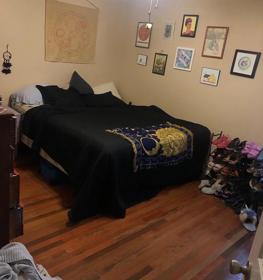 3 bed, 800 sqft, $2,000 — Photo 2