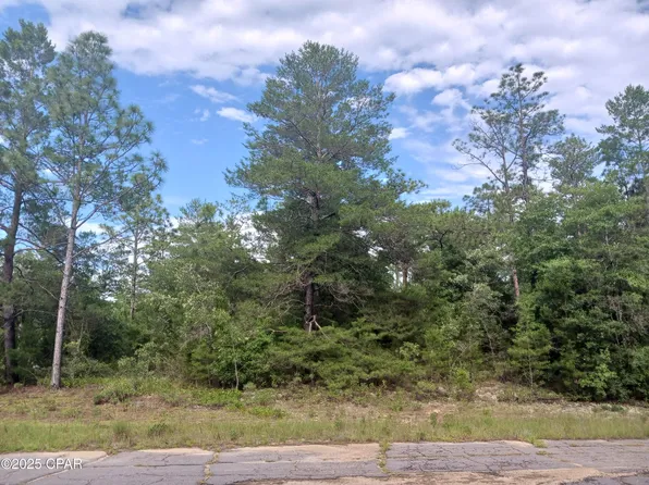 16 Statler Ave, Chipley, FL 32428