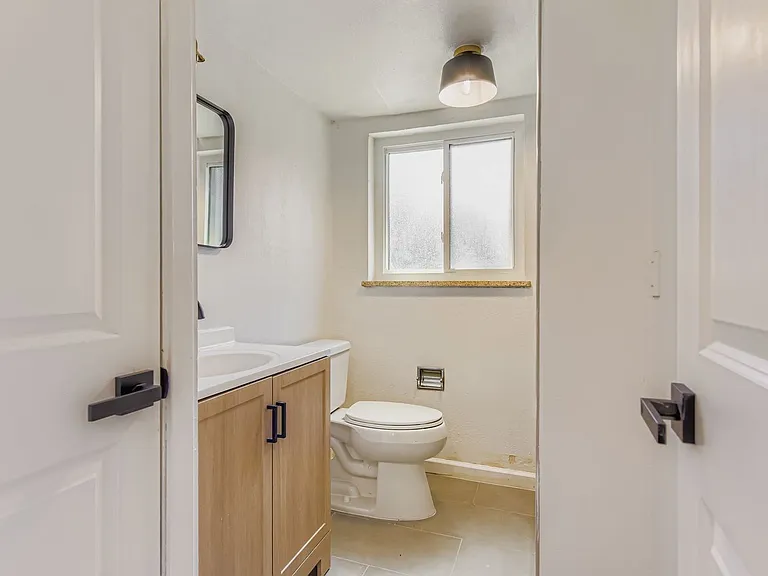 301 S Newland St — Photo 11