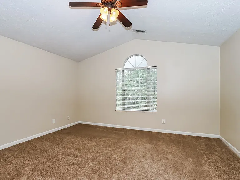 639 Fair Harbor Dr — Photo 11