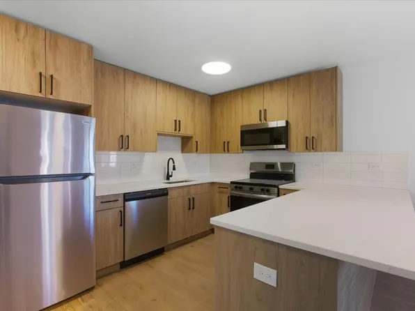 7356 N Winchester Ave #1, Chicago, IL 60626