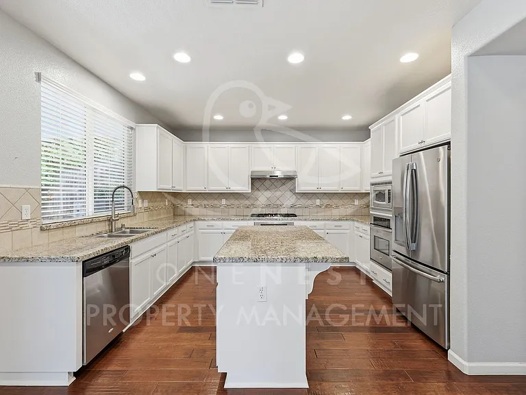 611 Open Range Ln — Photo 10