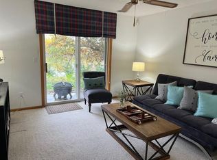1414 McAndrews Rd E, Burnsville, MN 55337