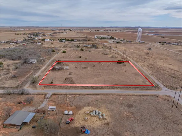 S Stephenson Street Kenneth Oneal Drive E 3rd St #32, Hobart, OK 73651