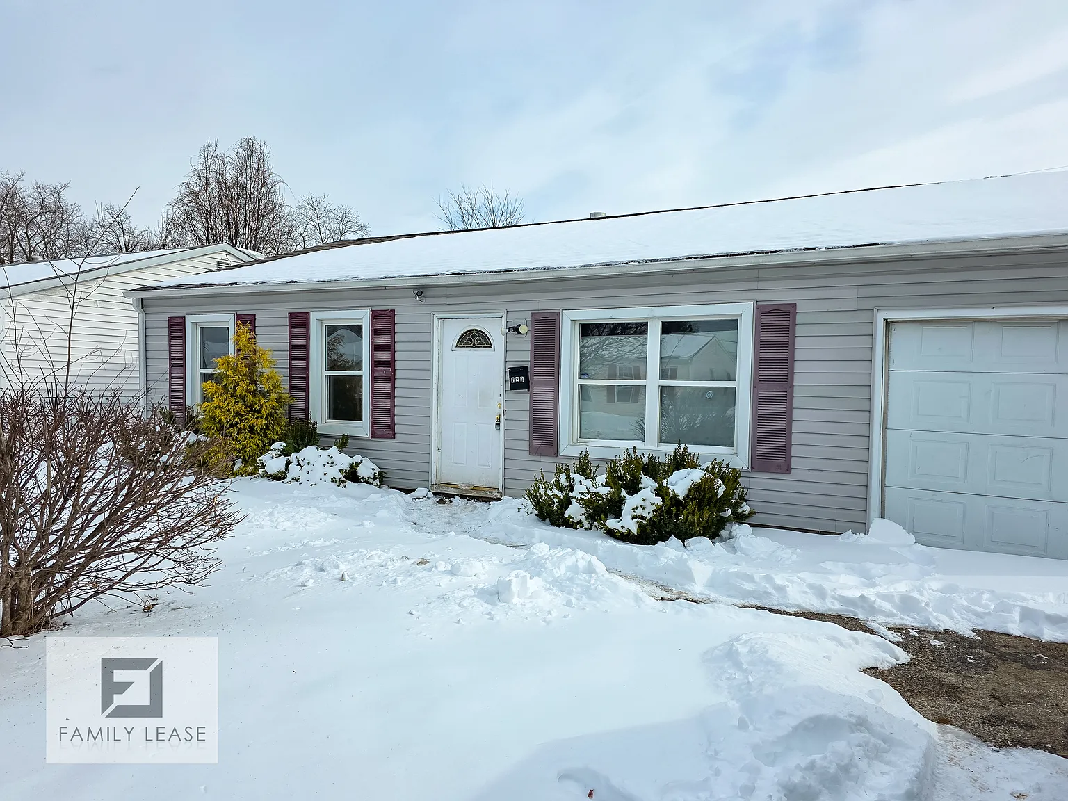 720 Saint Paul Dr photo 1