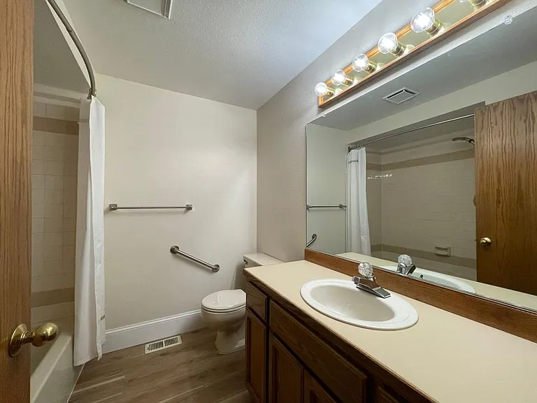 12128 SE 104th Ct — Photo 23