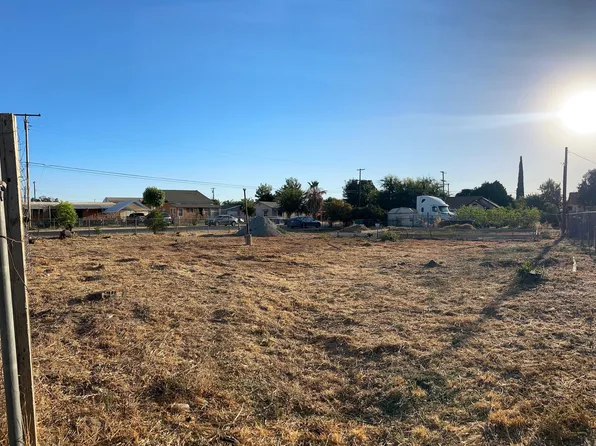 1756 W Putnam Avenue, Porterville, CA 93257