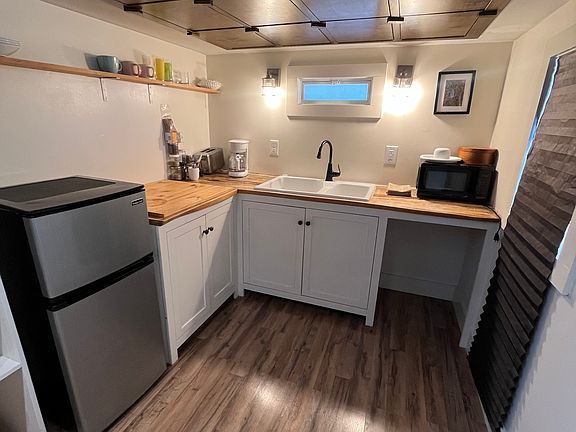 Interior: 
Kitchen/Dining Area