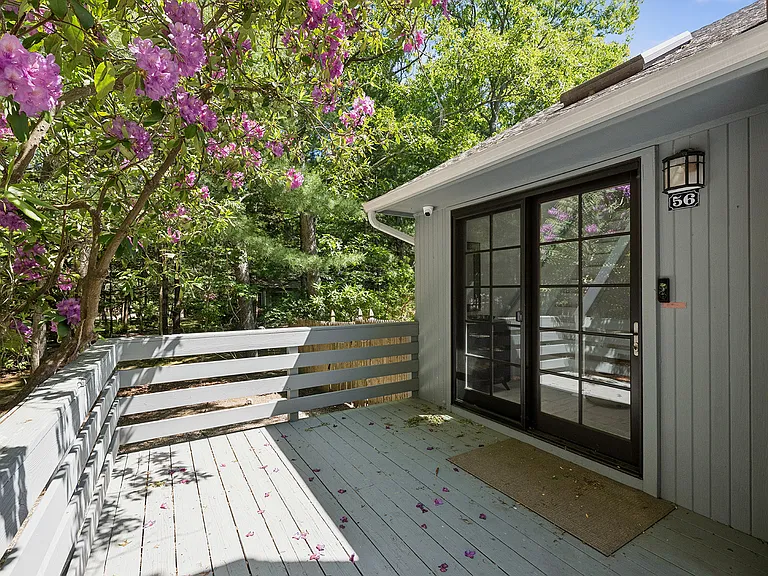 56 Underwood Dr — Photo 45