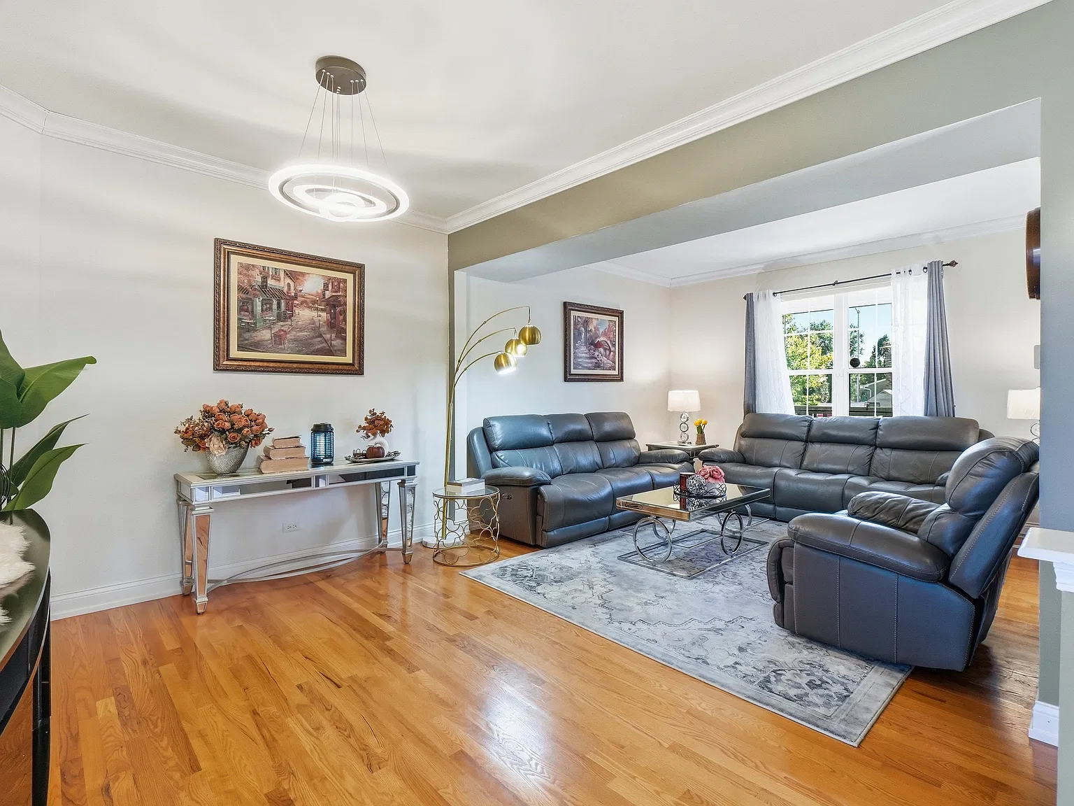 3 bed, 1754 sqft, $3,400 — Photo 4