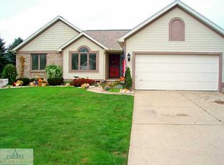 12436 Burlingame Dr, Dewitt, MI