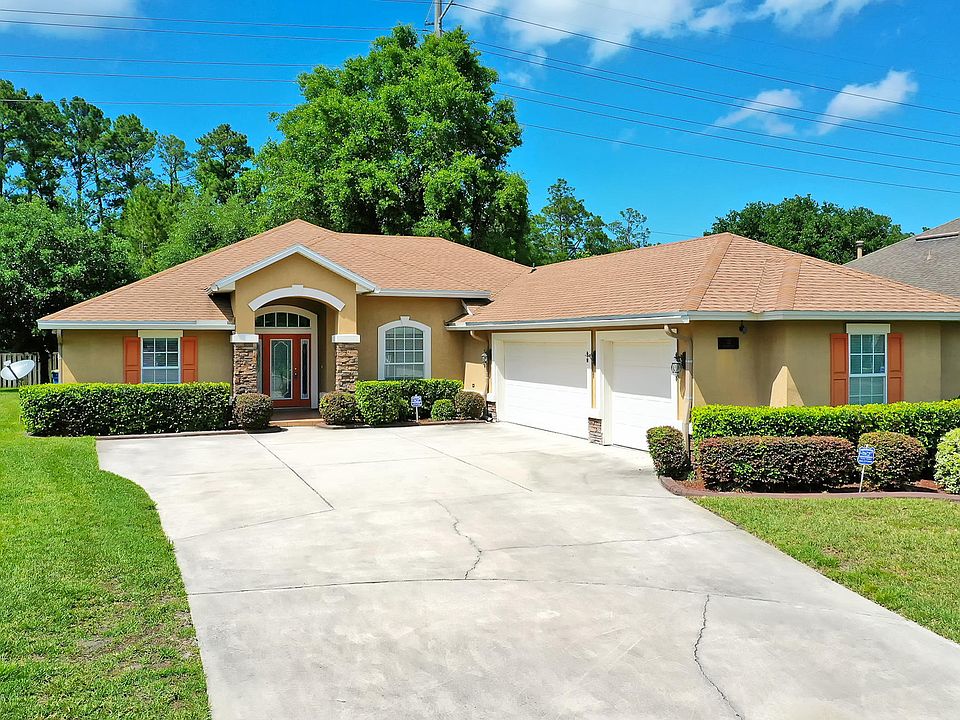 1st image of 25 Zachary Dr N