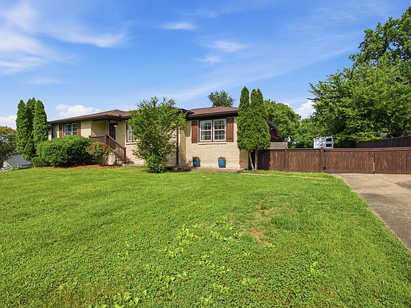 4th image of 133 Clearview Cir