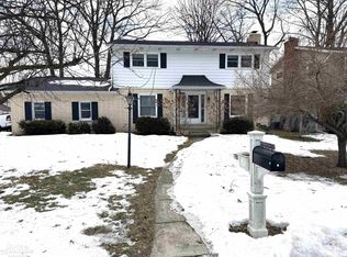 1802 Kennelworth Dr, Port Huron, MI
