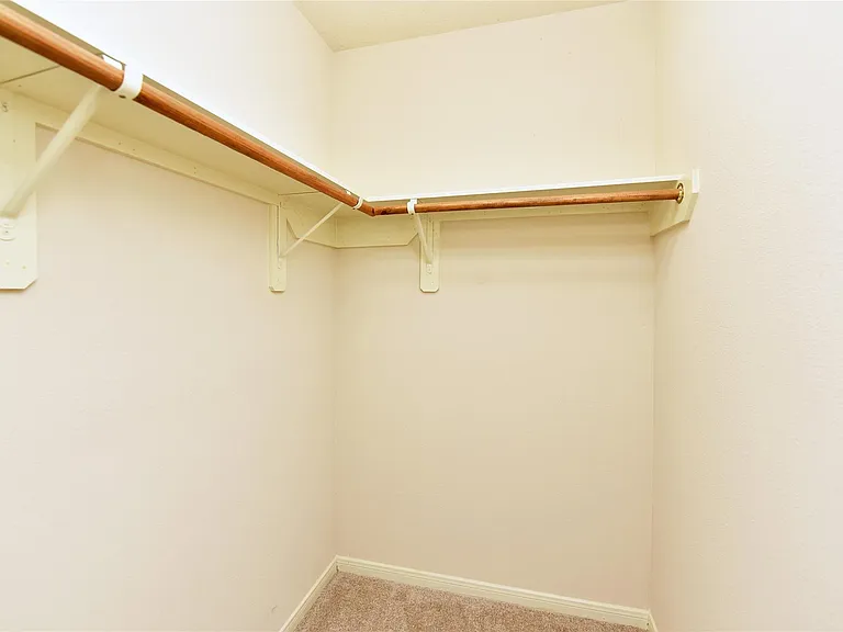 29631 Turnbury Village Dr — Photo 26