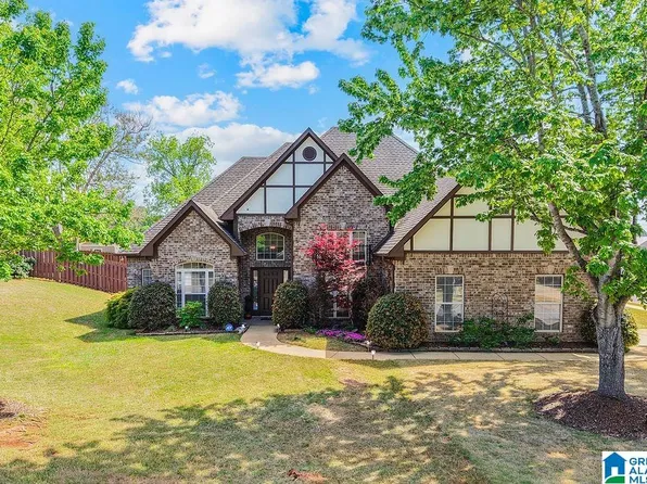 121 Tanglewood Dr, Alabaster, AL 35007