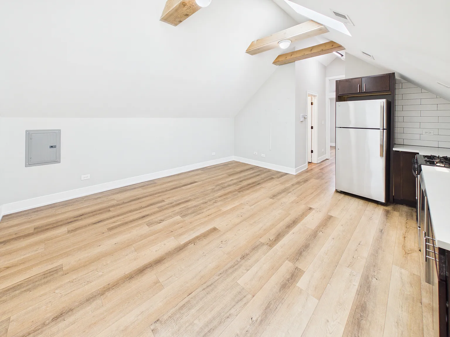 1 bed, 550 sqft, $1,495 — Photo 3