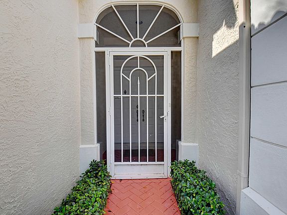 3rd image of 6406 Pebble Creek Way