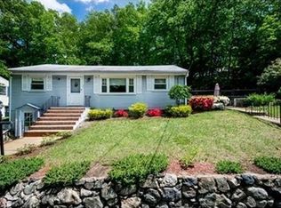 282 Lexington St, Woburn, MA 01801