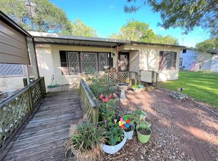 3097 S State Highway 71, El Campo, TX 77437