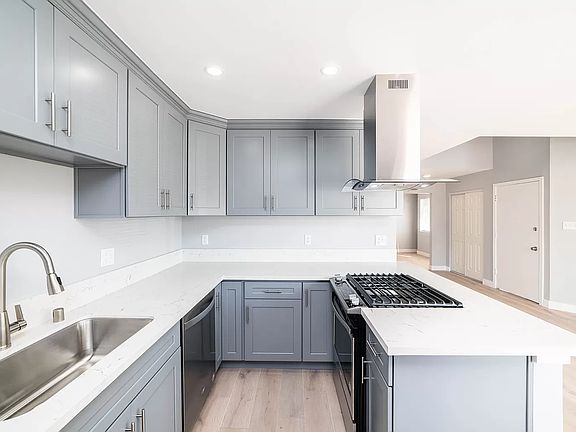 2nd image of 2103 E 6th St APT 1