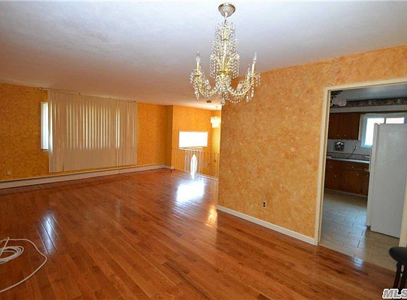 3rd image of 1190 William St