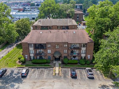 13535 Lamon Ave APT 112, Crestwood, IL, 60418