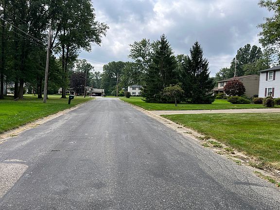 5th image of 134 Bayberry Dr