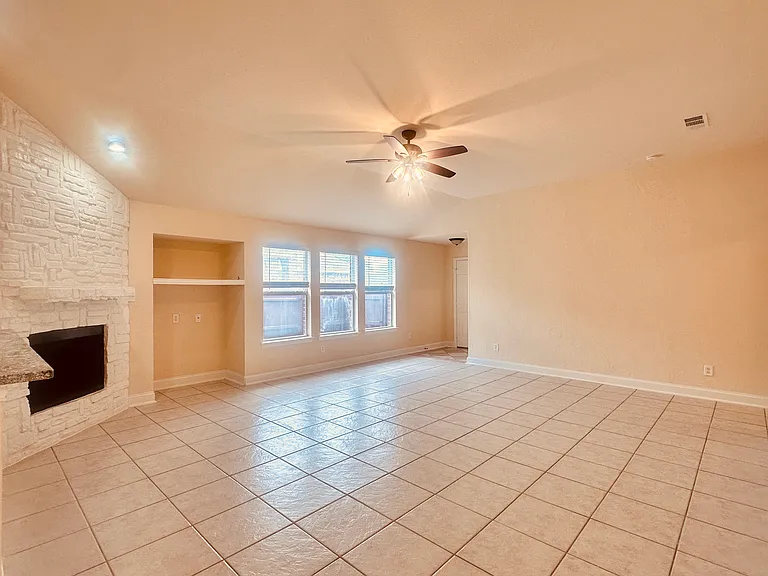1029 Port Mansfield Dr — Photo 11