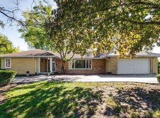 3579 Techny Rd, Northbrook, IL 60062