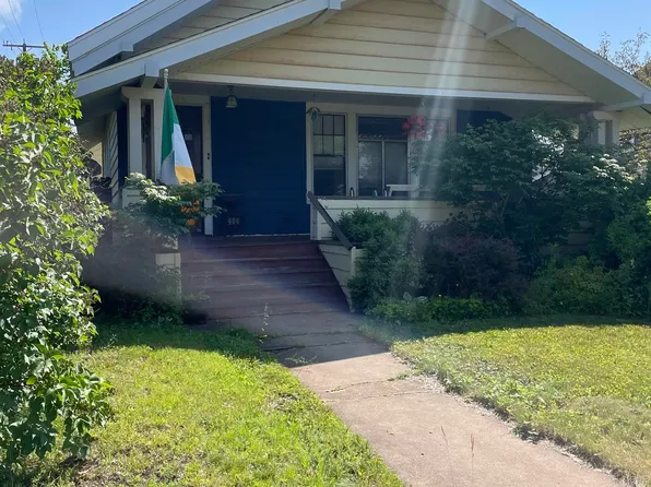 406 N Teal Lake Ave, Negaunee, MI 49866