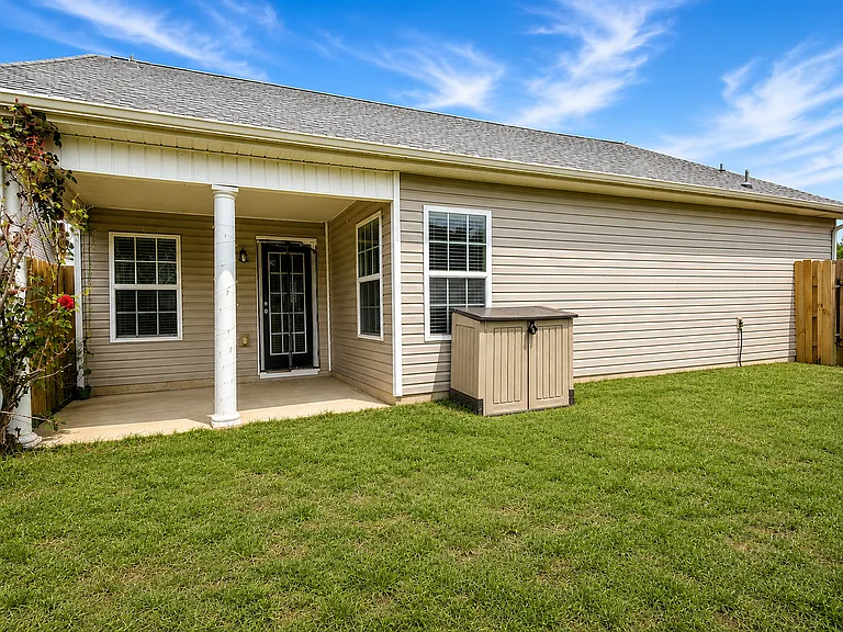 298 High Meadows Cir — Photo 2