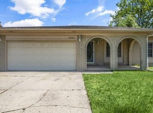 46204 Apple Ln, Macomb, MI 48044